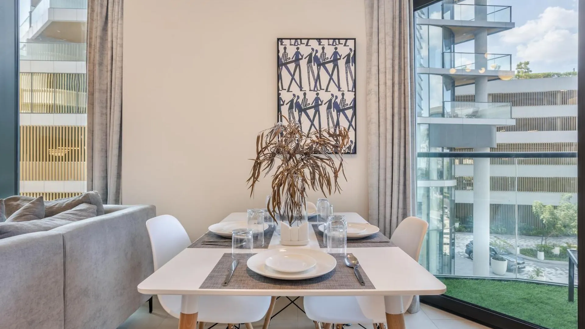 Stay By Latinem Luxury 2Br Holiday Home W205 Near Burj Khalifa Dubai